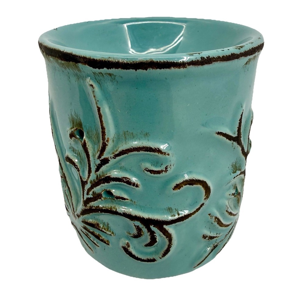 Scentsy Teal Ceramic Wax Warmer Plug‎ In Embossed Leaf Night Light EUC